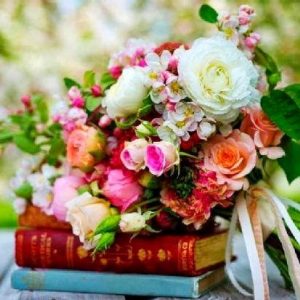 Felicitări cu prilejul Zilei Profesorului!