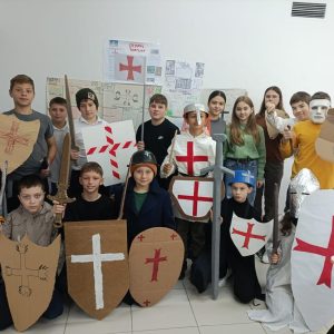 Elevii clasei a 6-a au descoperit Ordinile Cavalereşti din Evul Mediu